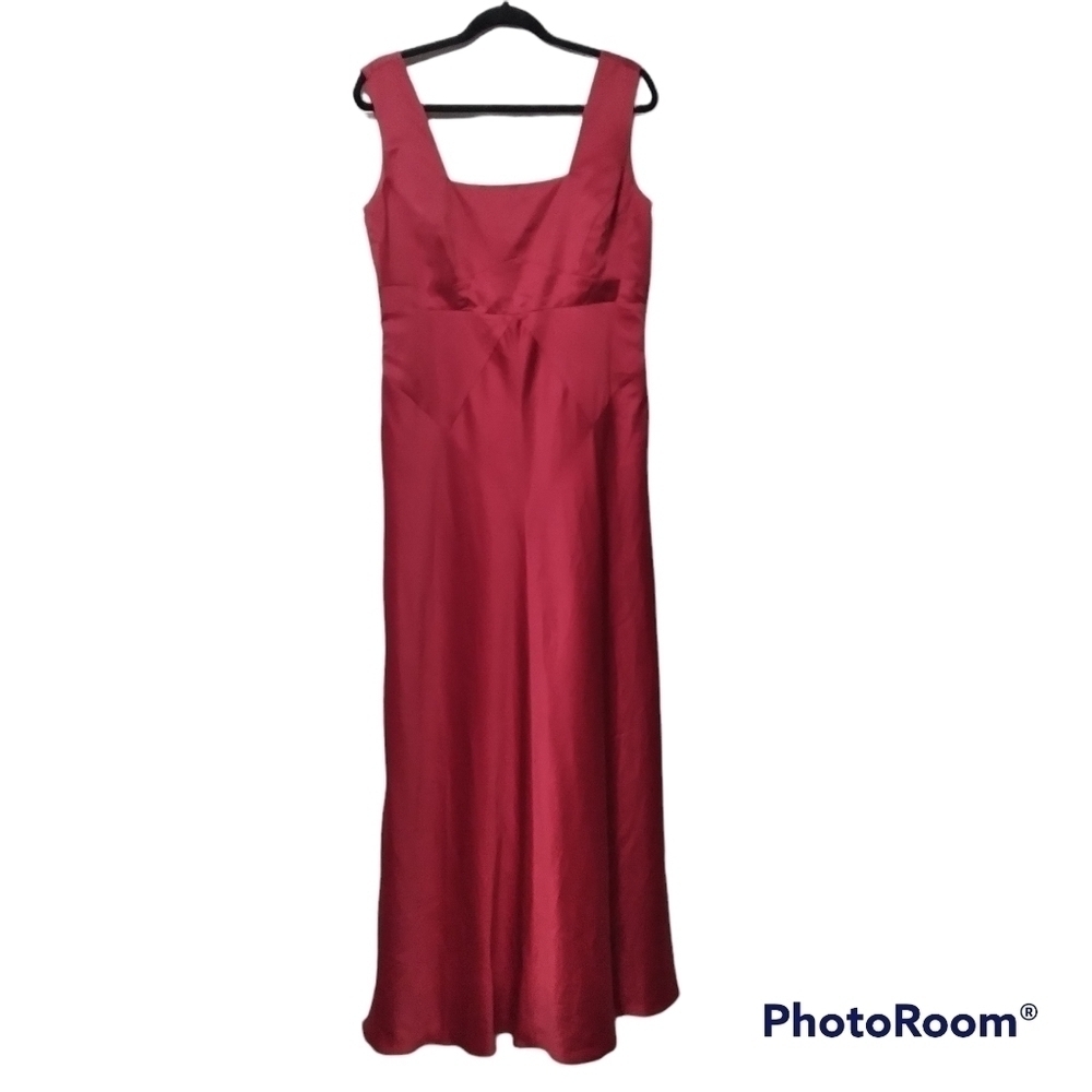 🦋 Modcloth Red Satin Gown Dress Geode